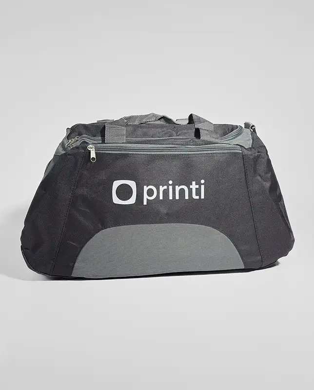 Espaço e estilo em um só produto! Personalize sua bolsa esportiva e carregue sua marca com você.
