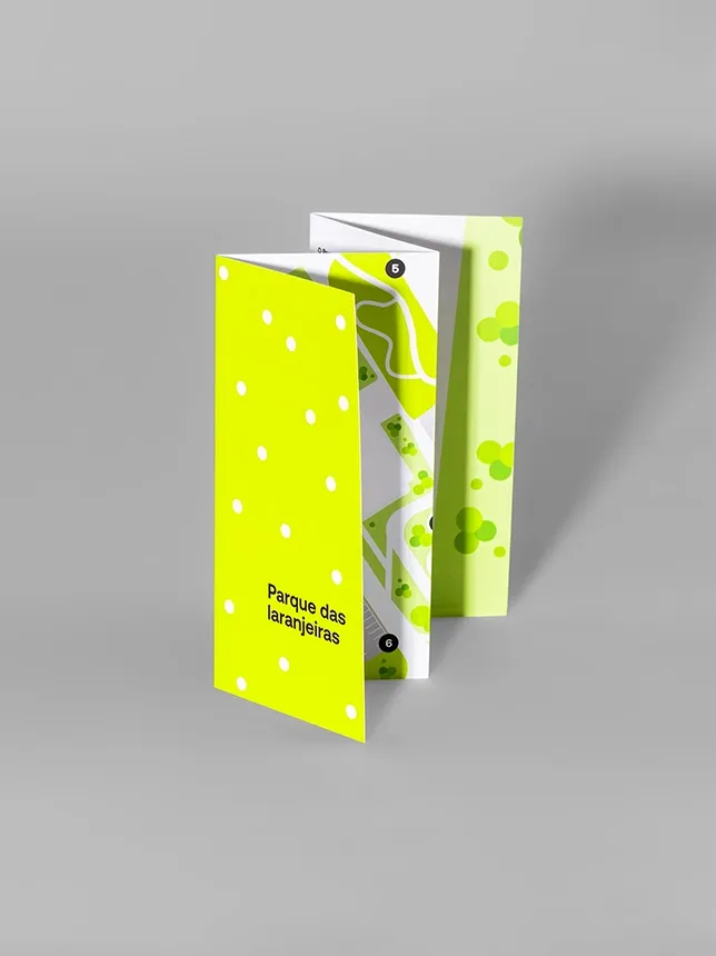 Folders personalizados Printi: escolha formato, impressão e papel para campanhas promocionais eficazes com design atrativo.