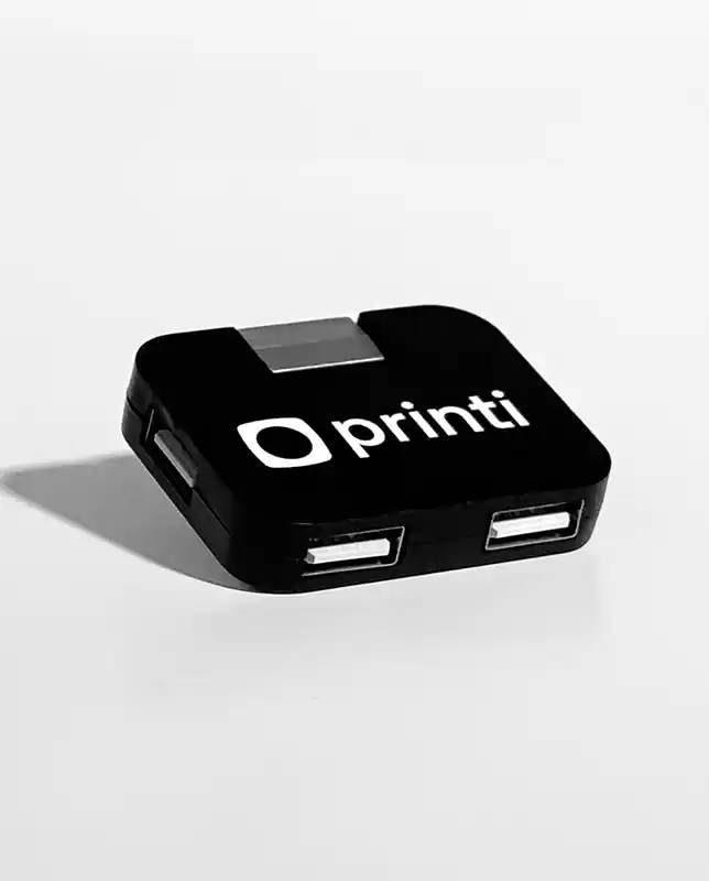 Conecte sua marca ao dia a dia do cliente! Personalize o Hub USB e ofereça um brinde corporativo prático, ideal para escritórios e home office.