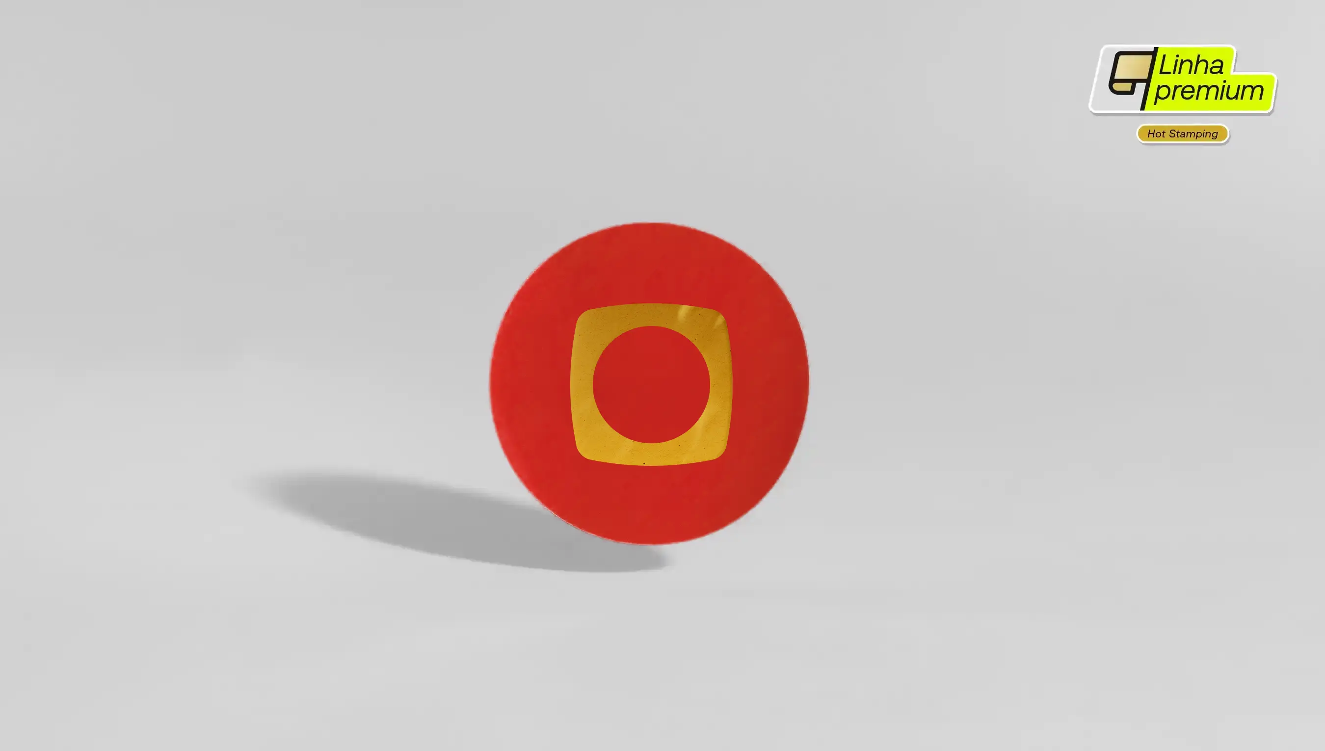 Adesivos redondos com acabamento metálico em hot stamping, perfeitos para kit de brindes ou destacar sua marca.